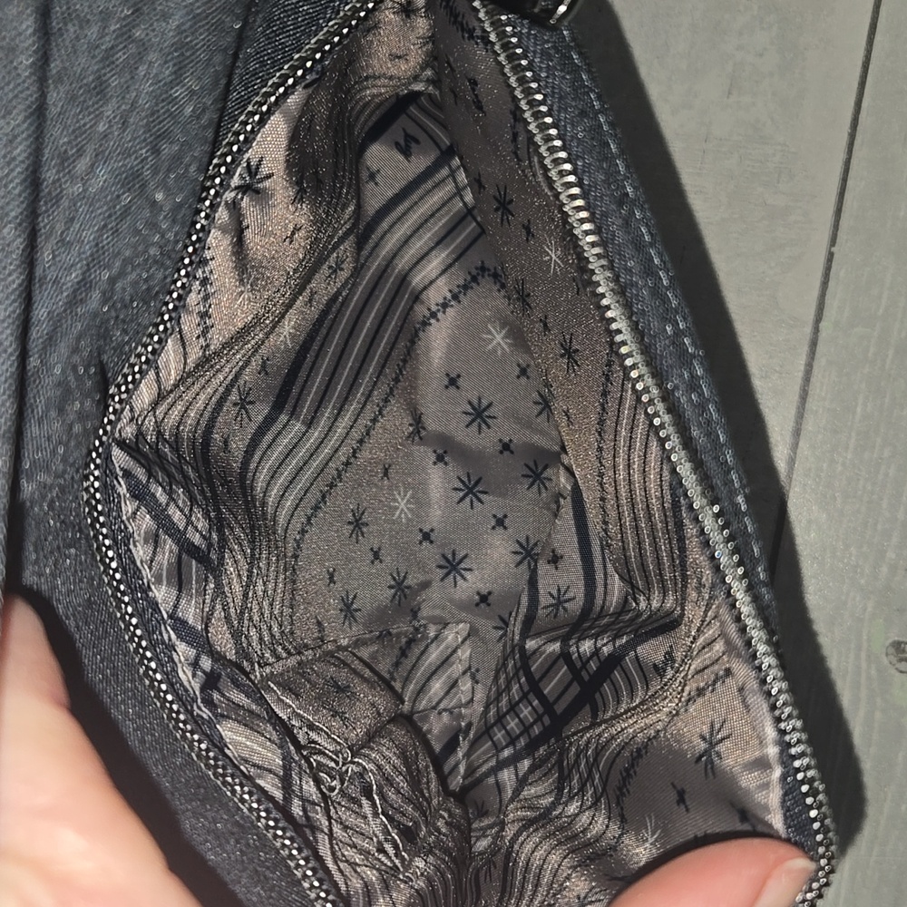 Lug Quilted Crossbody Bag - Picture 10 of 10